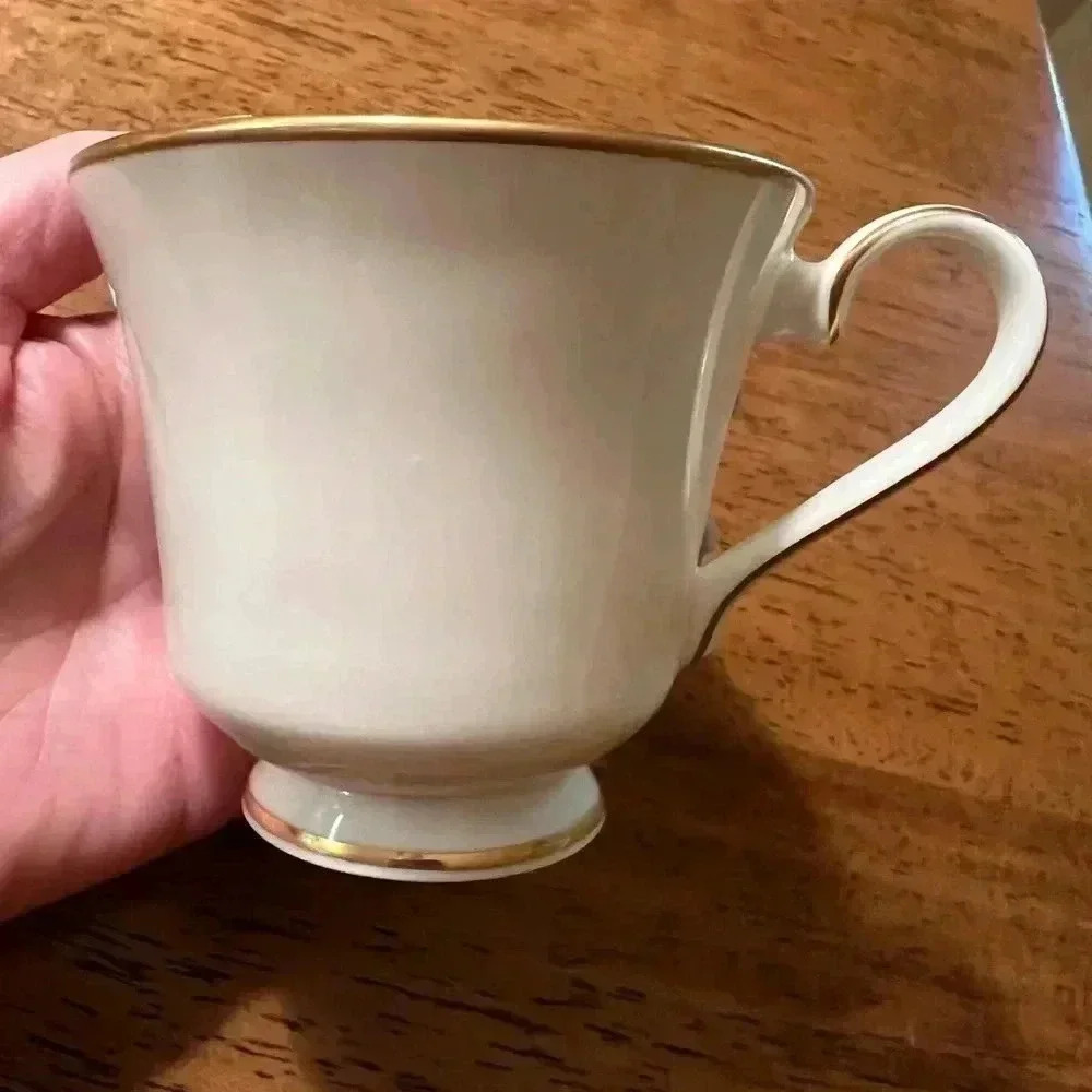 Royal Doulton Heather Coffee Teacup